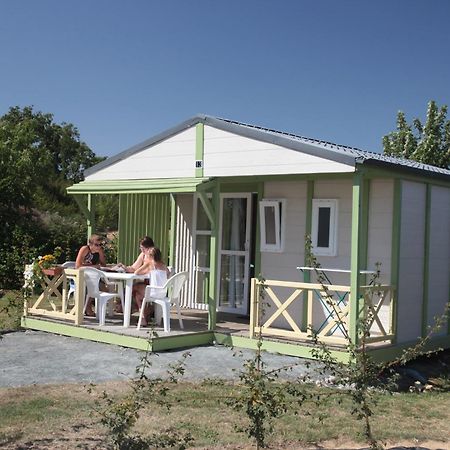 Camping Des Rulieres Hotel Saint-Valérien Værelse billede