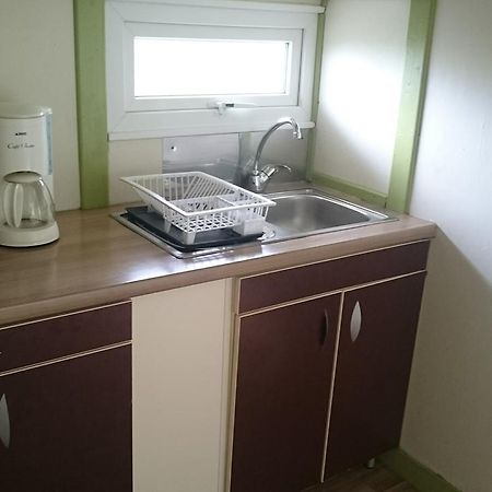 Camping Des Rulieres Hotel Saint-Valérien Eksteriør billede