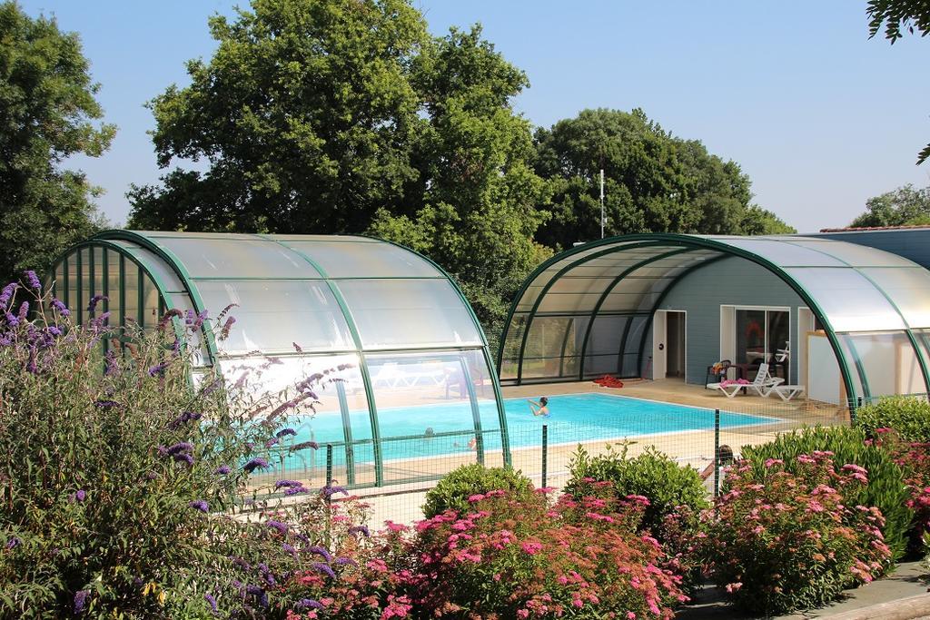 Camping Des Rulieres Hotel Saint-Valérien Eksteriør billede