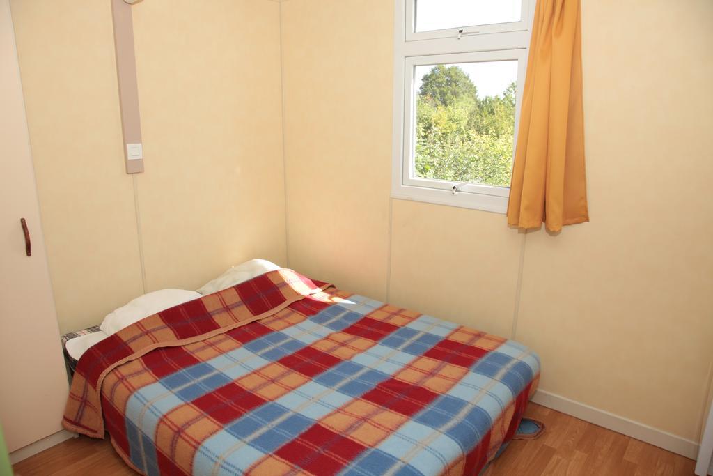 Camping Des Rulieres Hotel Saint-Valérien Eksteriør billede